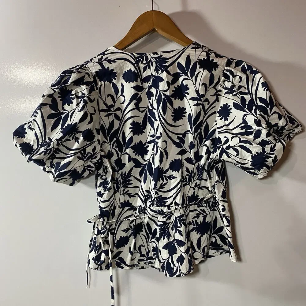 Old Navy Waist Defined Floral Puff Sleeve Tie-Wrap Blouse Small Petite Cottage